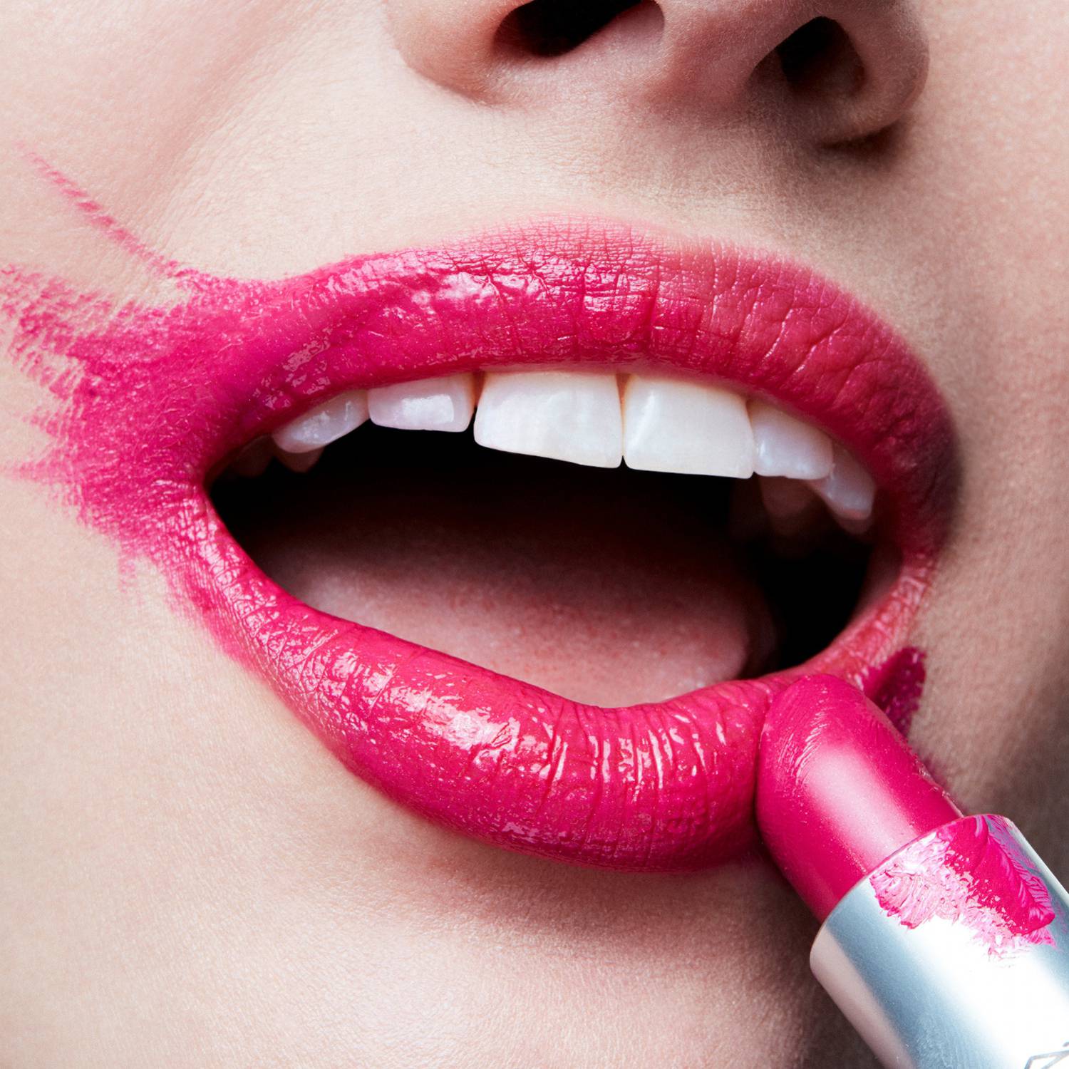 M.A.C.- Labial Amplified MAC